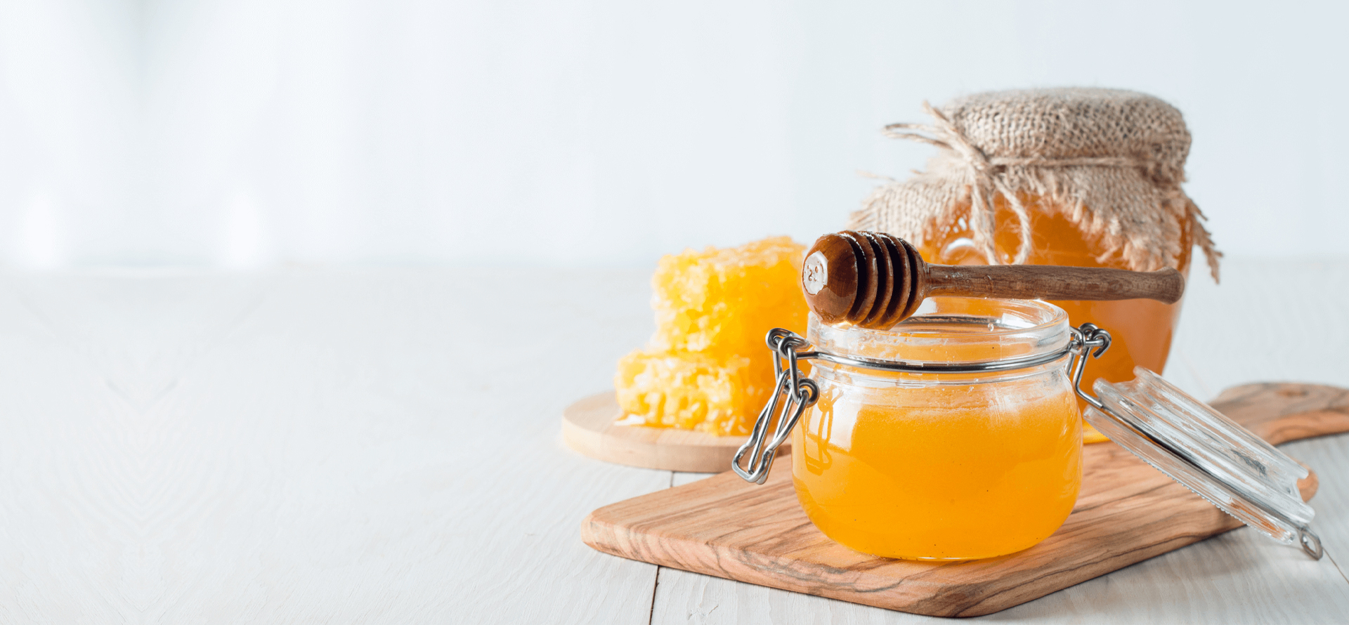 Câu chuyện mật Ong thiên nhiên Hoà Hải